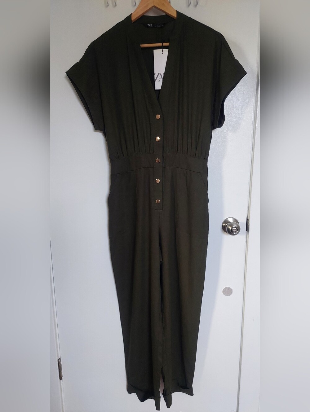 Zara Olive Green V-Neck Utility Jumpsuit with Button Front - Picture 2 of 6